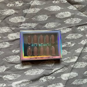 Ace Beaute Press on Nails